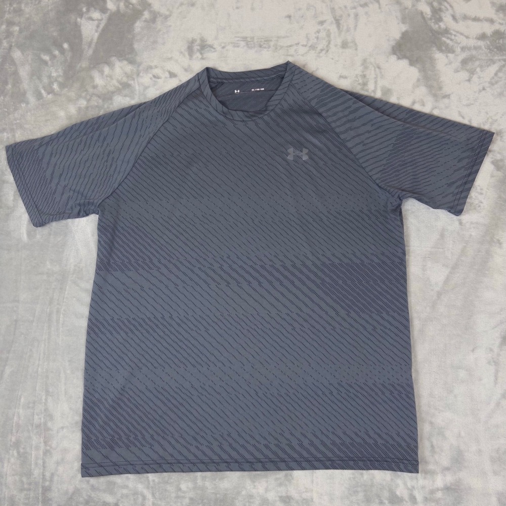 Under Armour HeatGear Shirt Mens XL Gray Diagonal Stripe Loose Fit Athletic Tee
